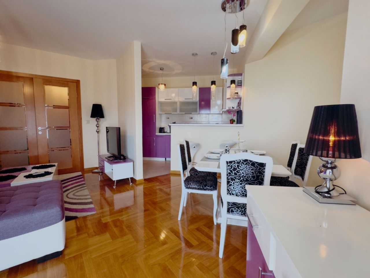 Commercial property in Bar, Montenegro, 115 m² - picture 1