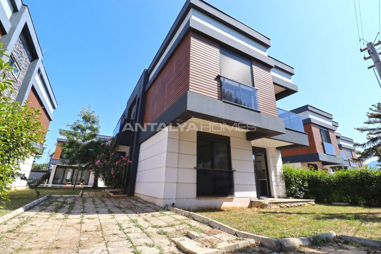 Villa in Antalya, Türkei, 250 m² - Foto 1