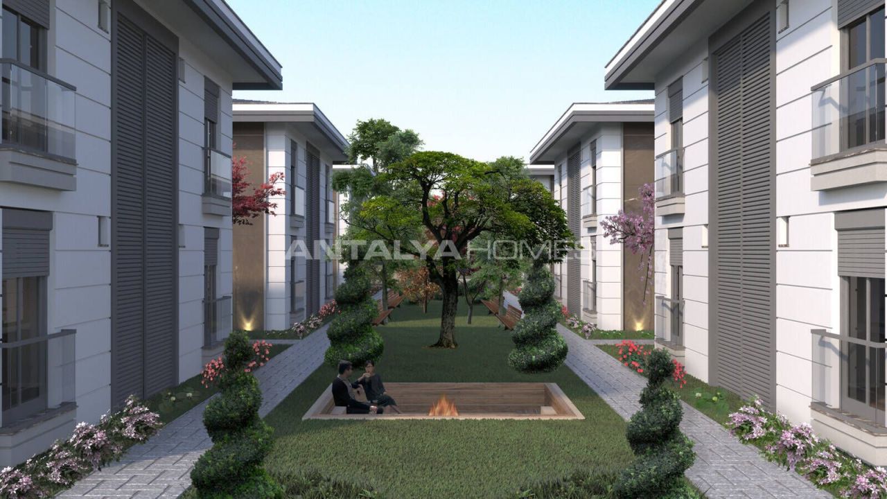 Villa à Antalya, Turquie, 320 m² - image 1