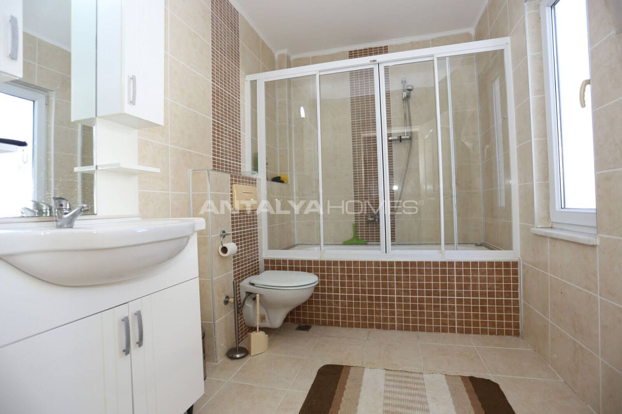 Villa à Serik, Turquie, 265 m² - image 14