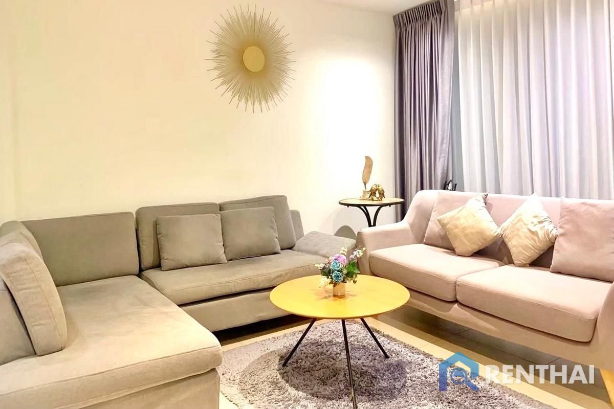 Apartment in Pratamnak, Thailand, 52 m² - picture 1