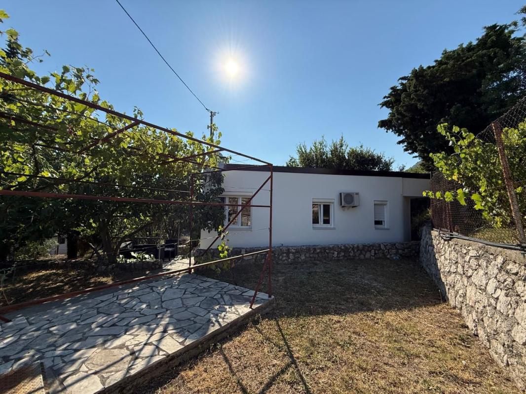 Maison à Šušanj, Monténégro, 50 m² - image 1