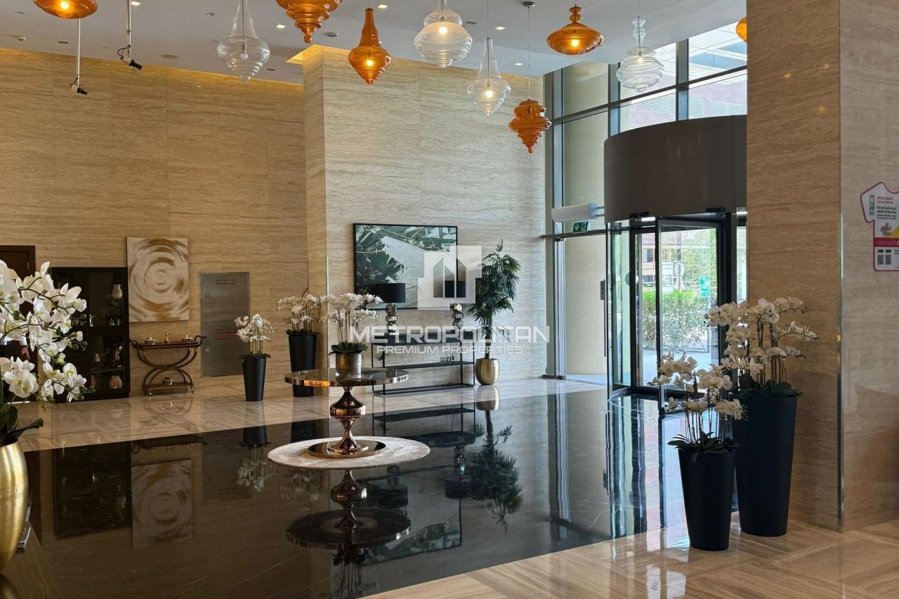 Apartamento en Dubái, EAU, 77 m² - imagen 1