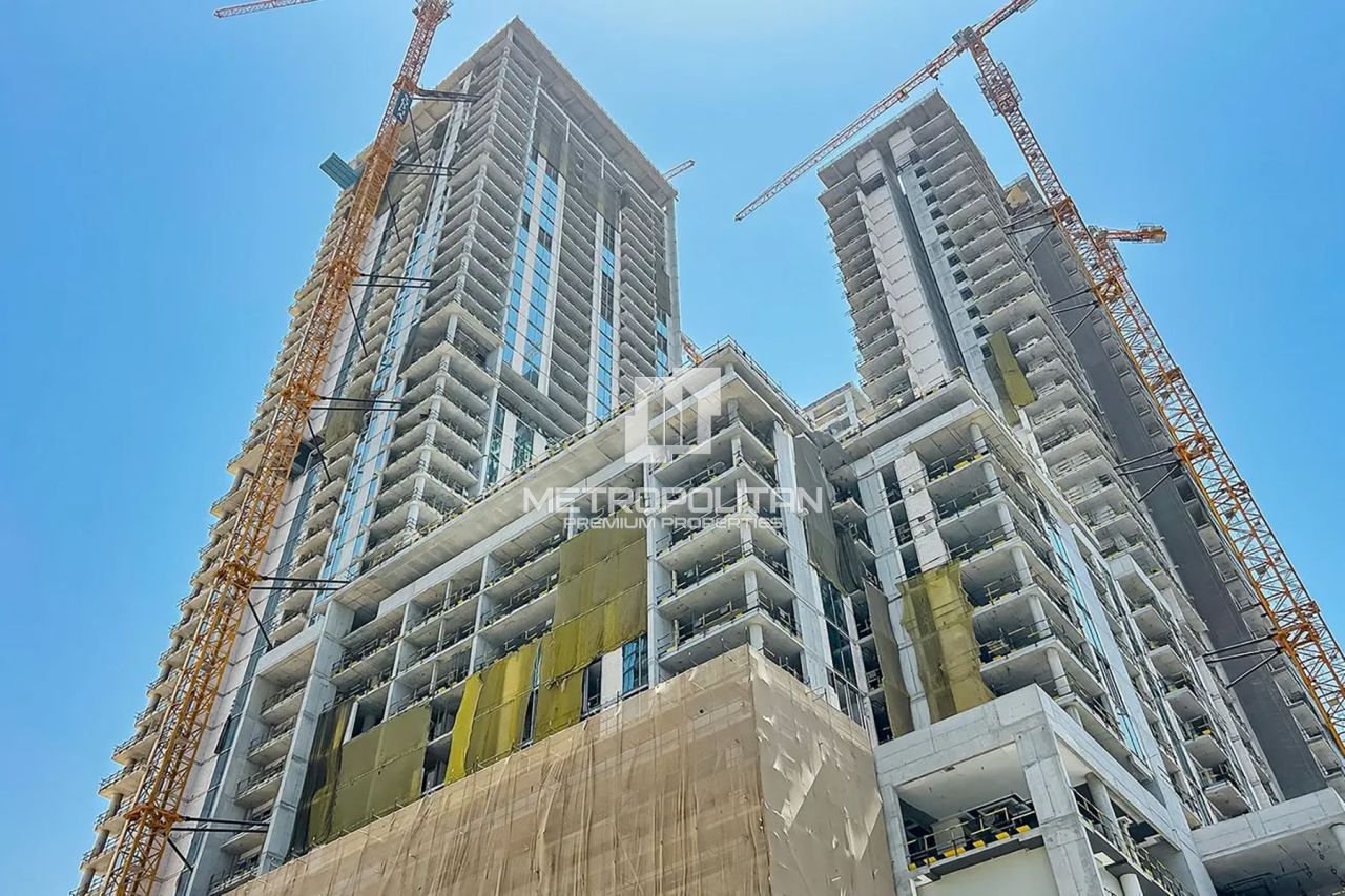 Apartment in Dubai, UAE, 219 m² - picture 1