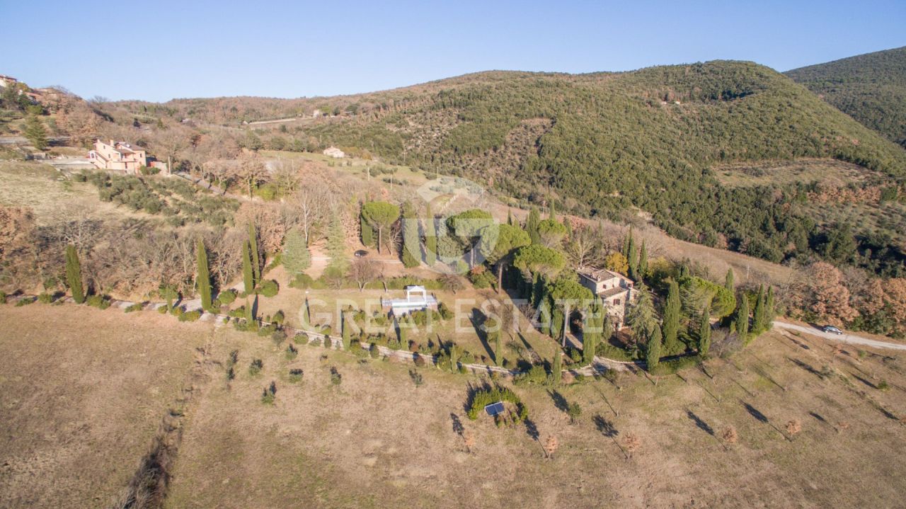 Casa a Baschi, Italia, 420.5 m² - foto 2