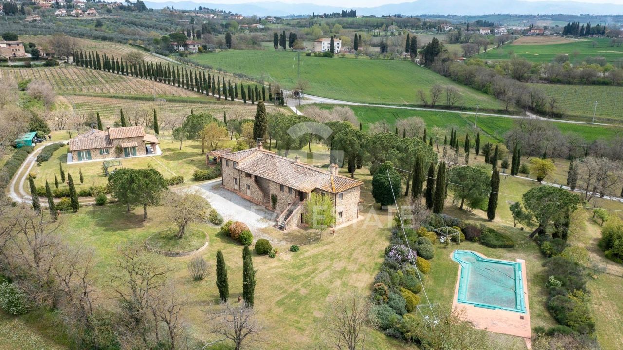 Casa en Lucignano, Italia, 785 m² - imagen 7