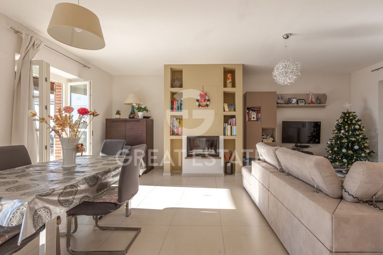 Casa a Città della Pieve, Italia, 231.1 m² - foto 9