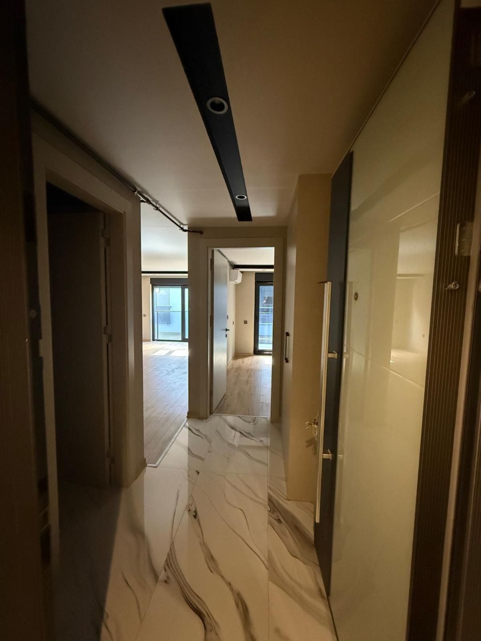 Piso en Antalya, Turquia, 60 m² - imagen 2