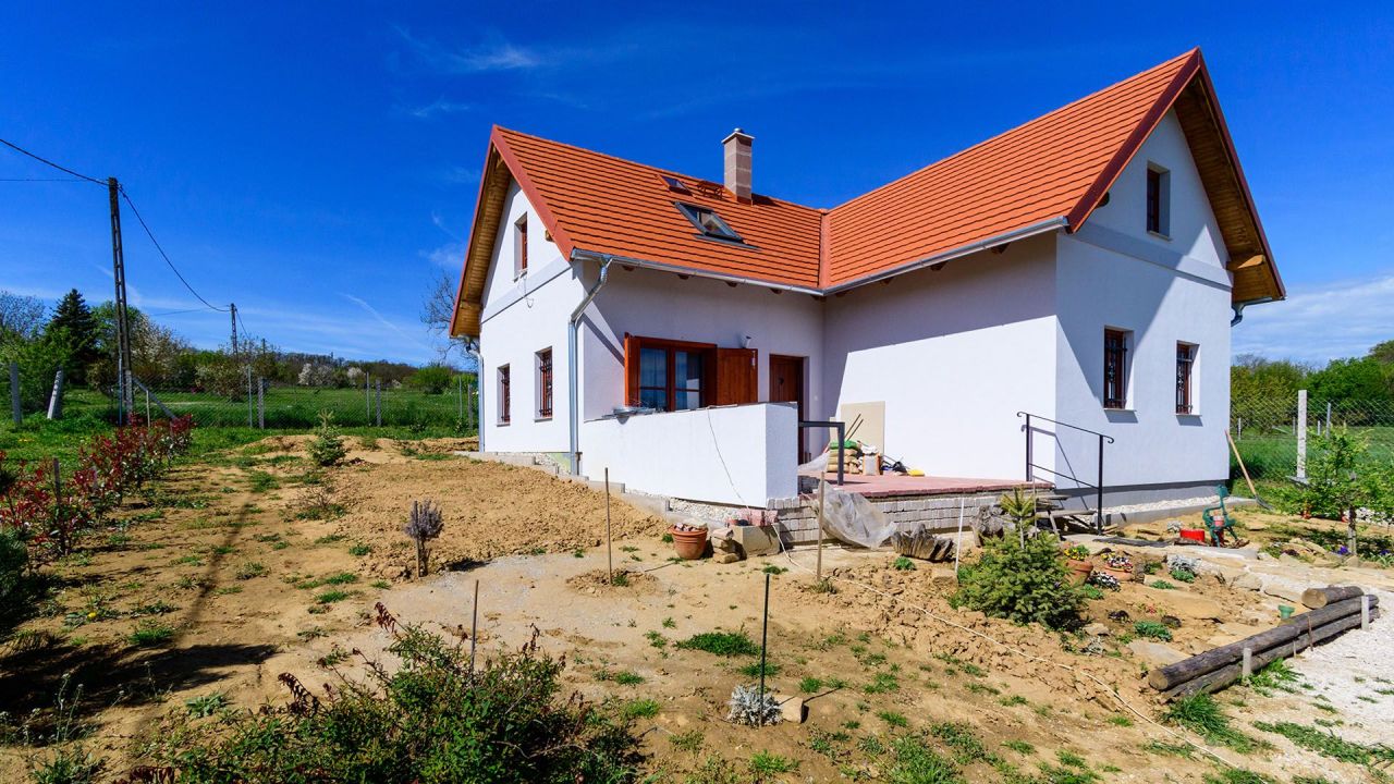 Maison à Hévíz, Hongrie, 152 m² - image 1