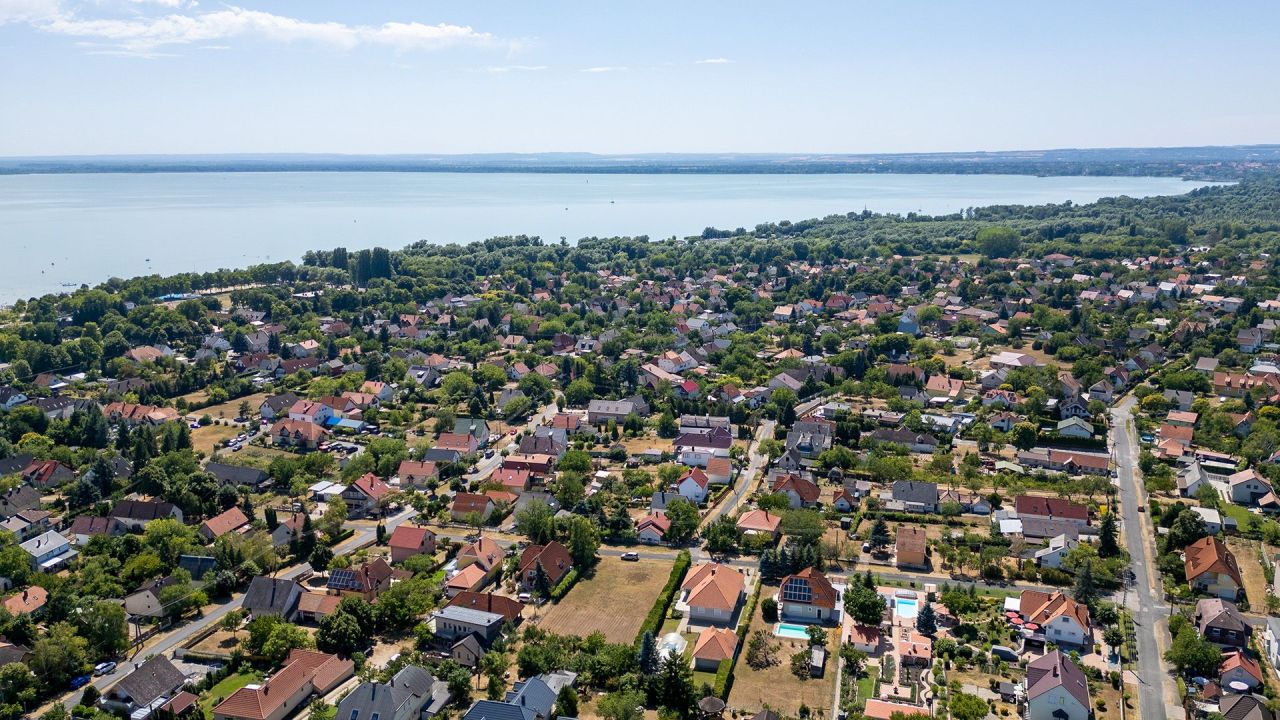 Grundstück in Vonyarcvashegy, Ungarn, 1 109 m² - Foto 5