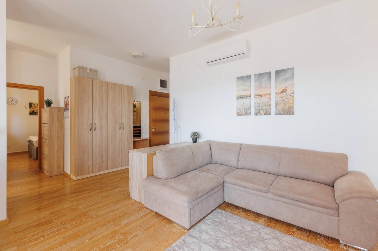 Wohnung in Budva, Montenegro, 50 m² - Foto 1