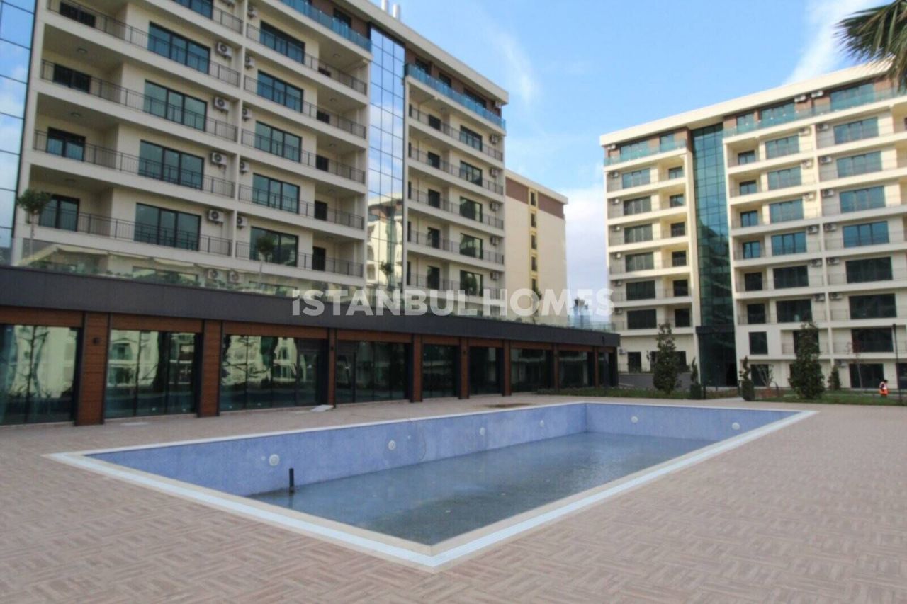 Appartement à Esenyourt, Turquie, 123 m² - image 1