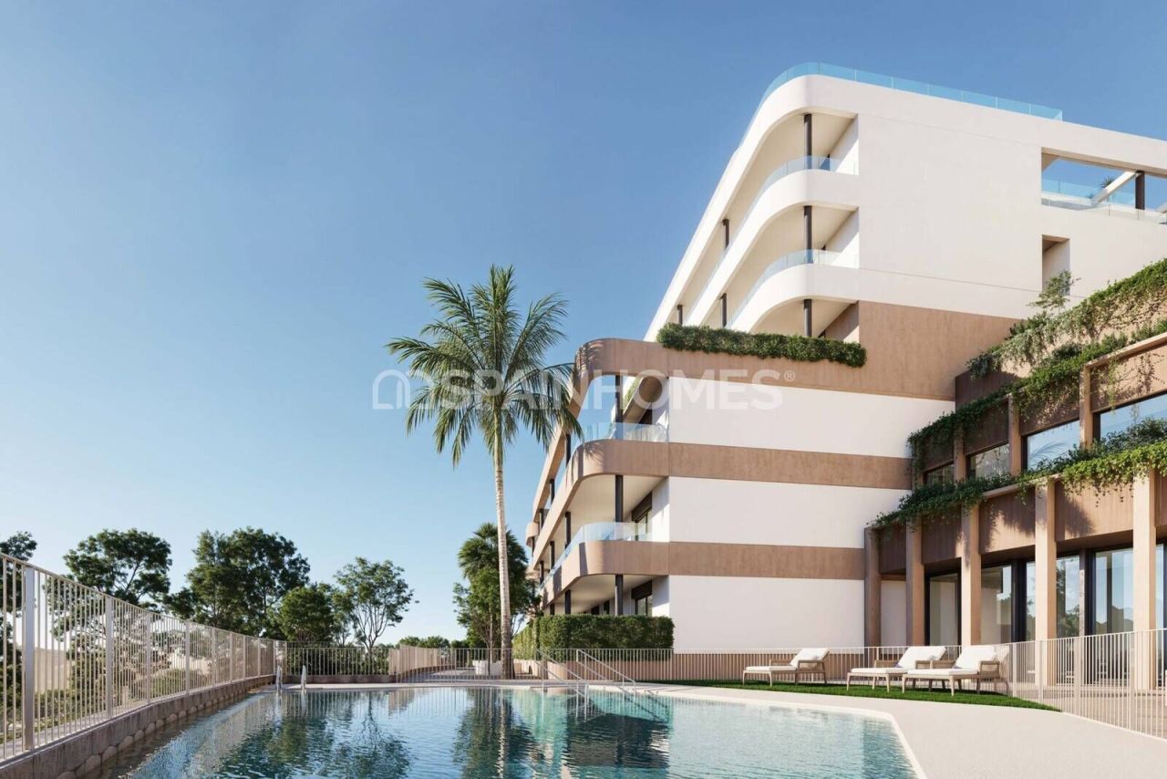 Apartment in Estepona, Spain, 102 m² - picture 1