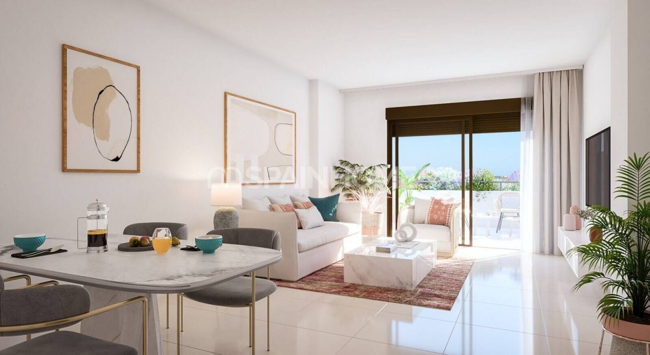 Appartement à Estepona, Espagne, 151 m² - image 1