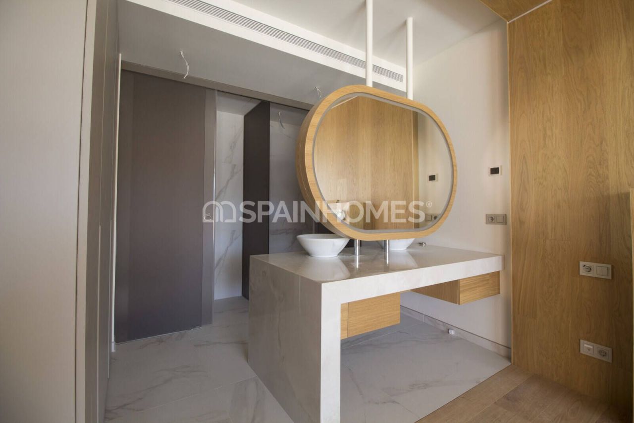 Apartment in Fuengirola, Spain, 153 m² - picture 16