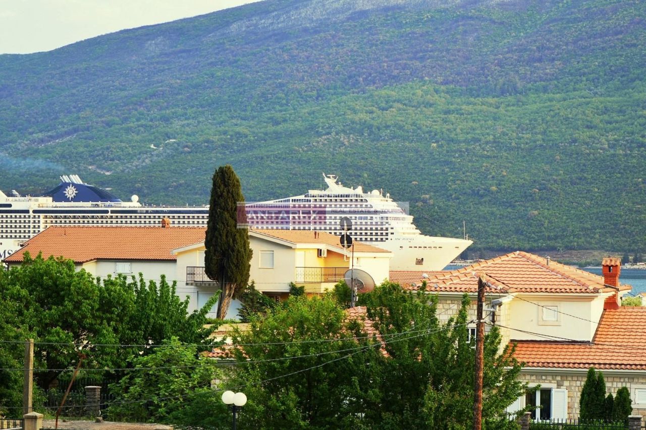 Apartamento en Denovici, Montenegro - imagen 1