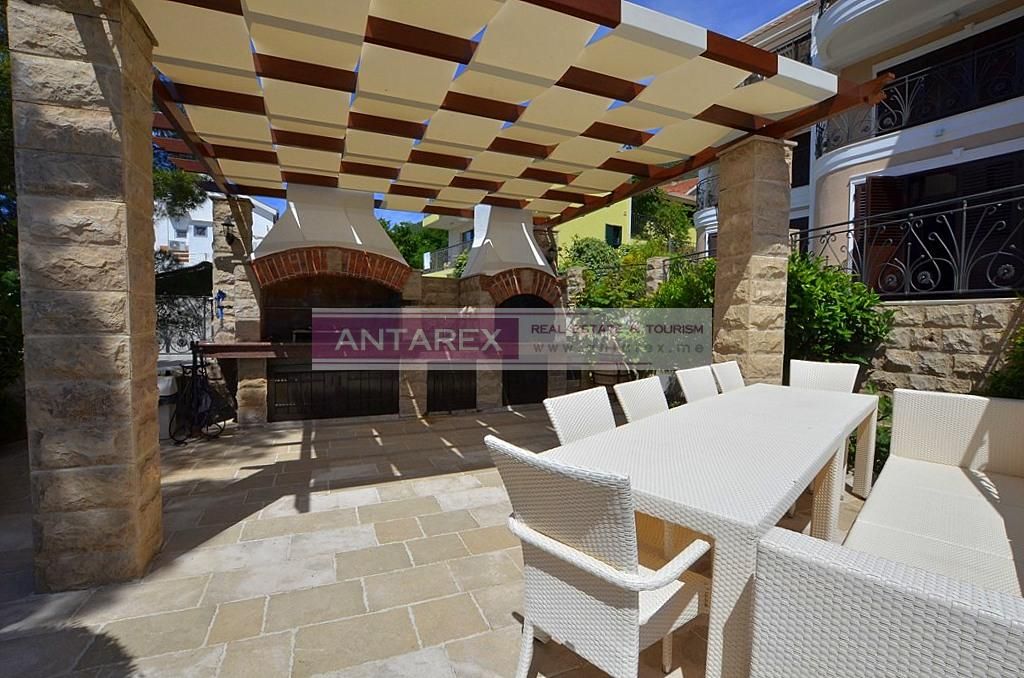 Apartment in Baosici, Montenegro, 121 m² - picture 13