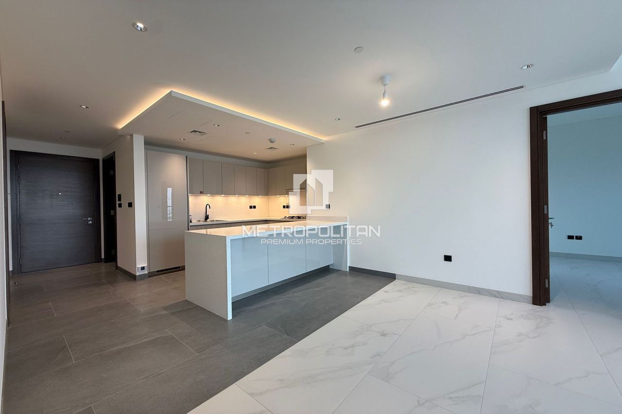 Apartamento en Dubái, EAU, 131 m² - imagen 1