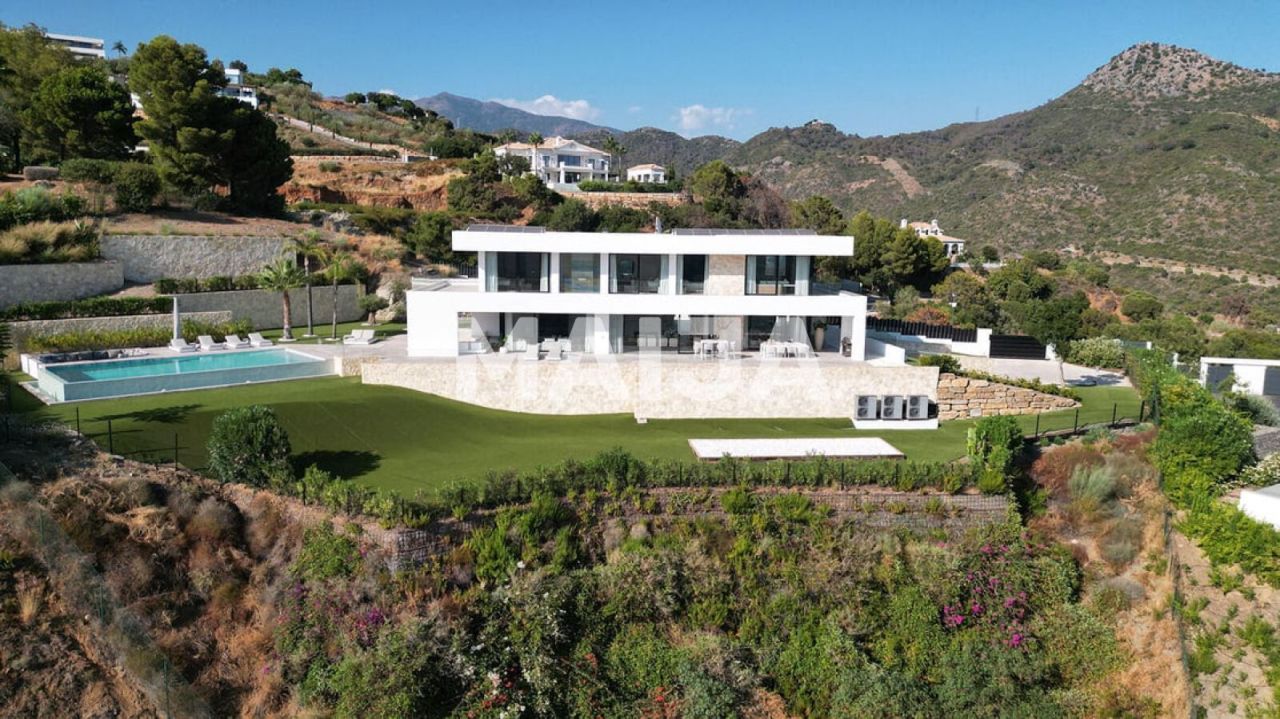 Villa à Malaga, Espagne, 462 m² - image 1