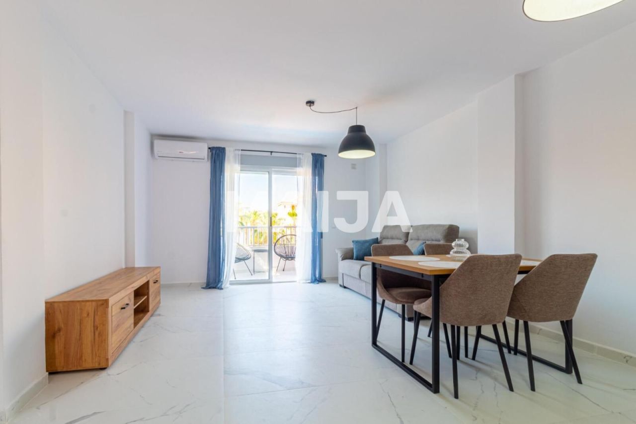 Apartamento en Torrevieja, España, 62 m² - imagen 3