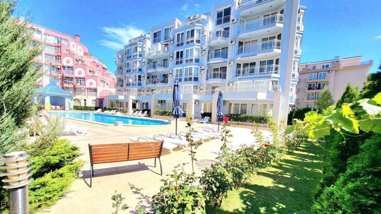 Appartement à Slantchev Briag, Bulgarie, 67 m² - image 13