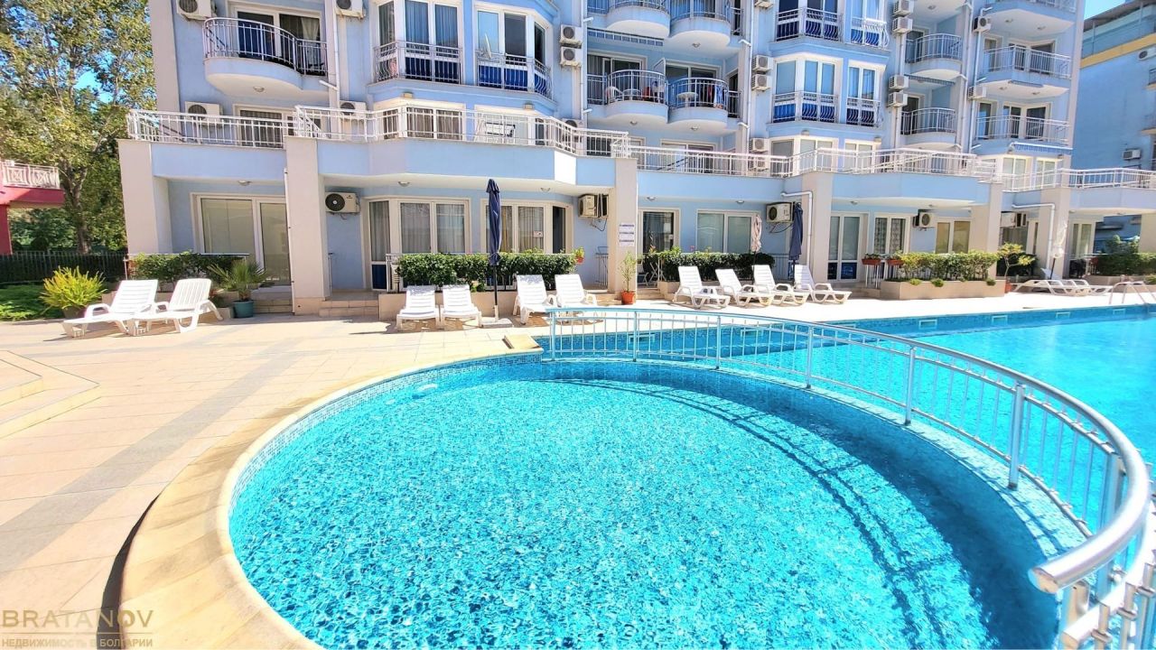 Appartement à Slantchev Briag, Bulgarie, 67 m² - image 16