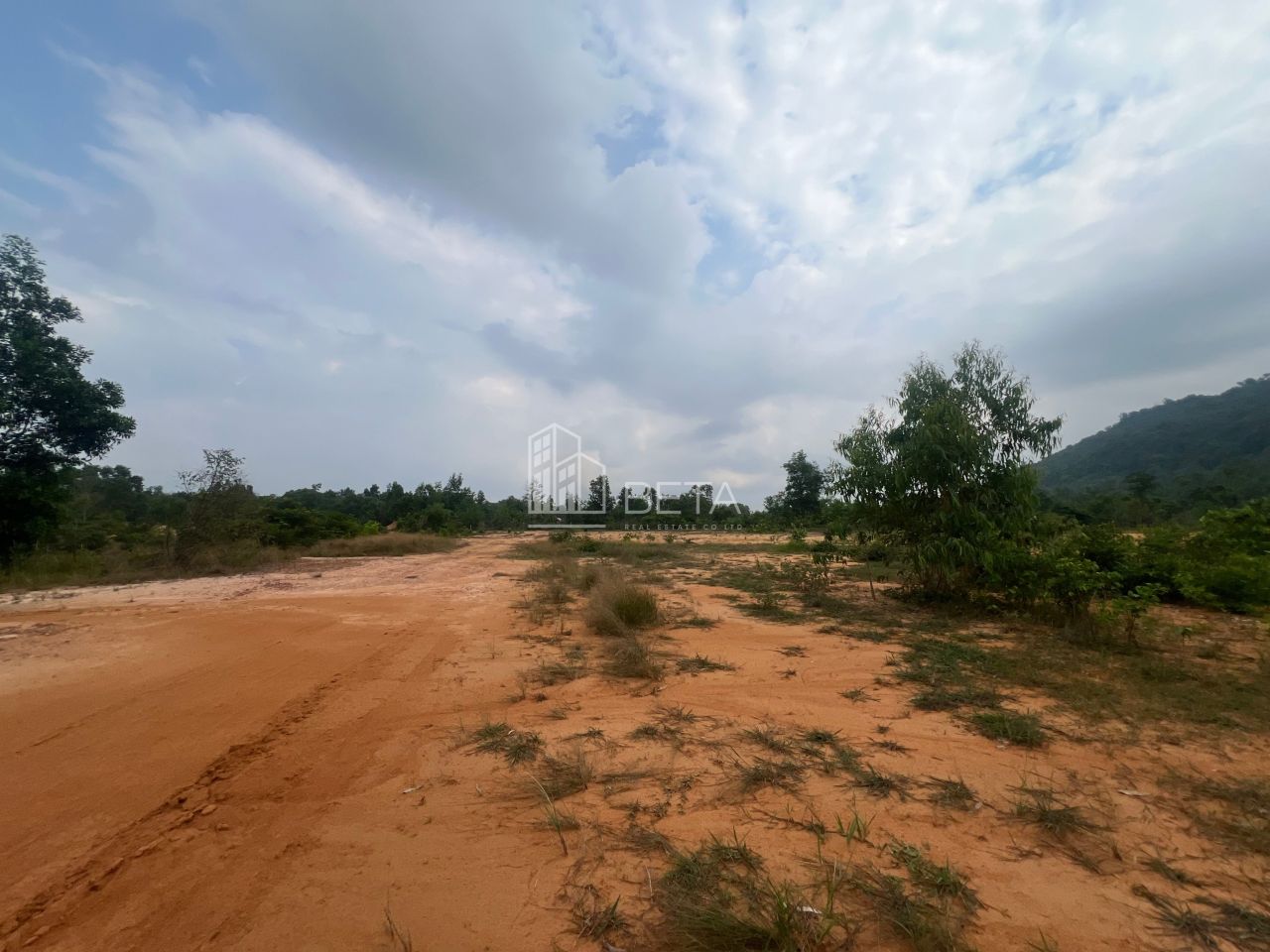 Terrain à Sihanoukville, Cambodge, 20 000 m² - image 1