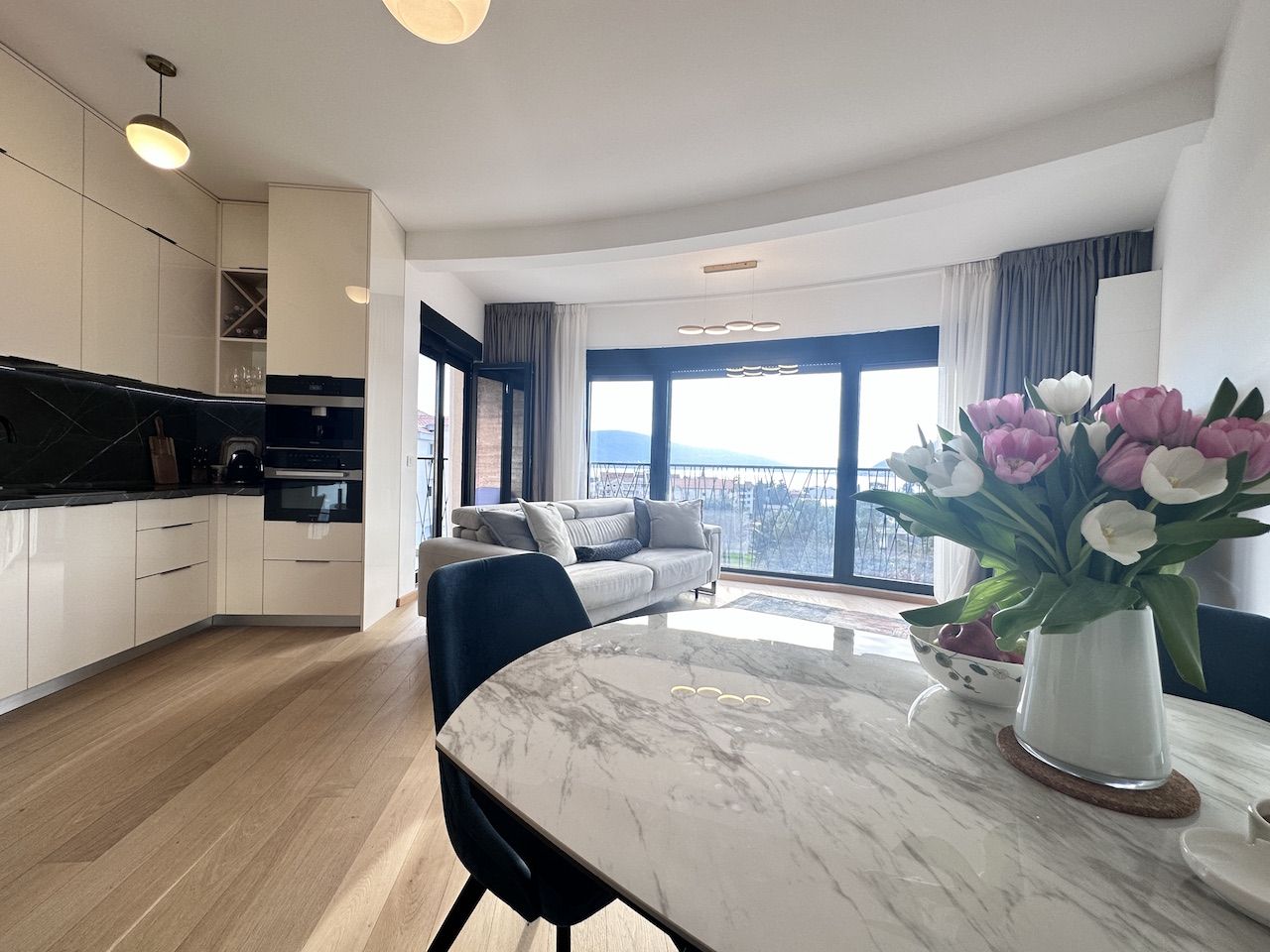 Flat in Tivat, Montenegro, 73 m² - picture 1
