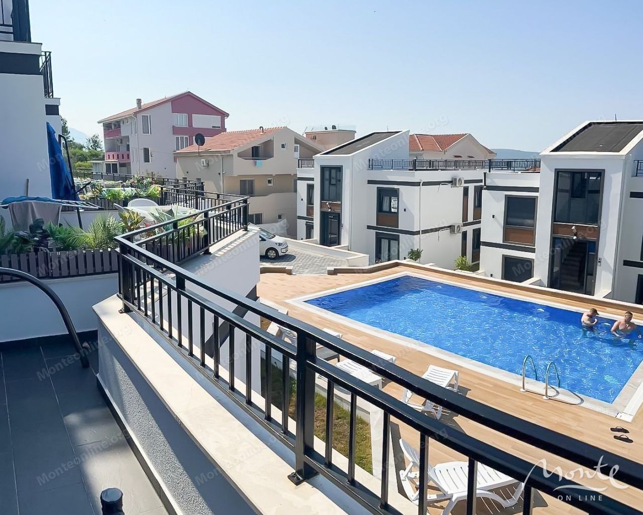 Appartement à Tivat, Monténégro, 52 m² - image 1