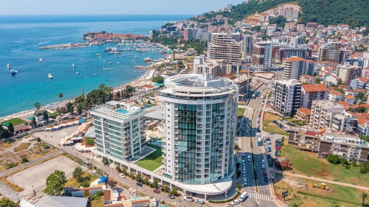 Wohnung in Budva, Montenegro, 89 m² - Foto 1