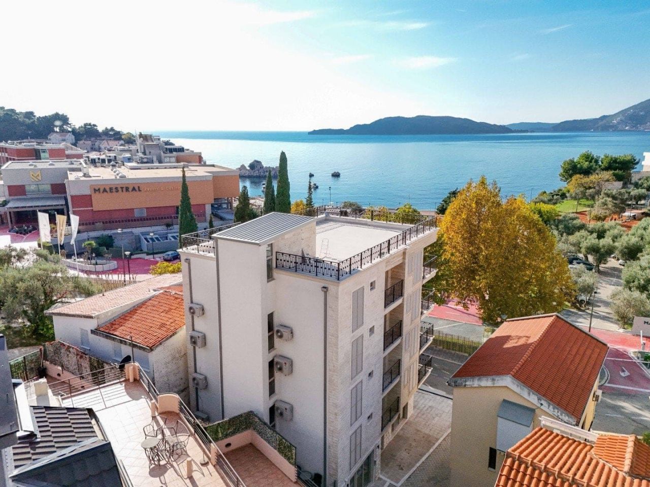 Apartamento en Przno, Montenegro, 67 m² - imagen 1