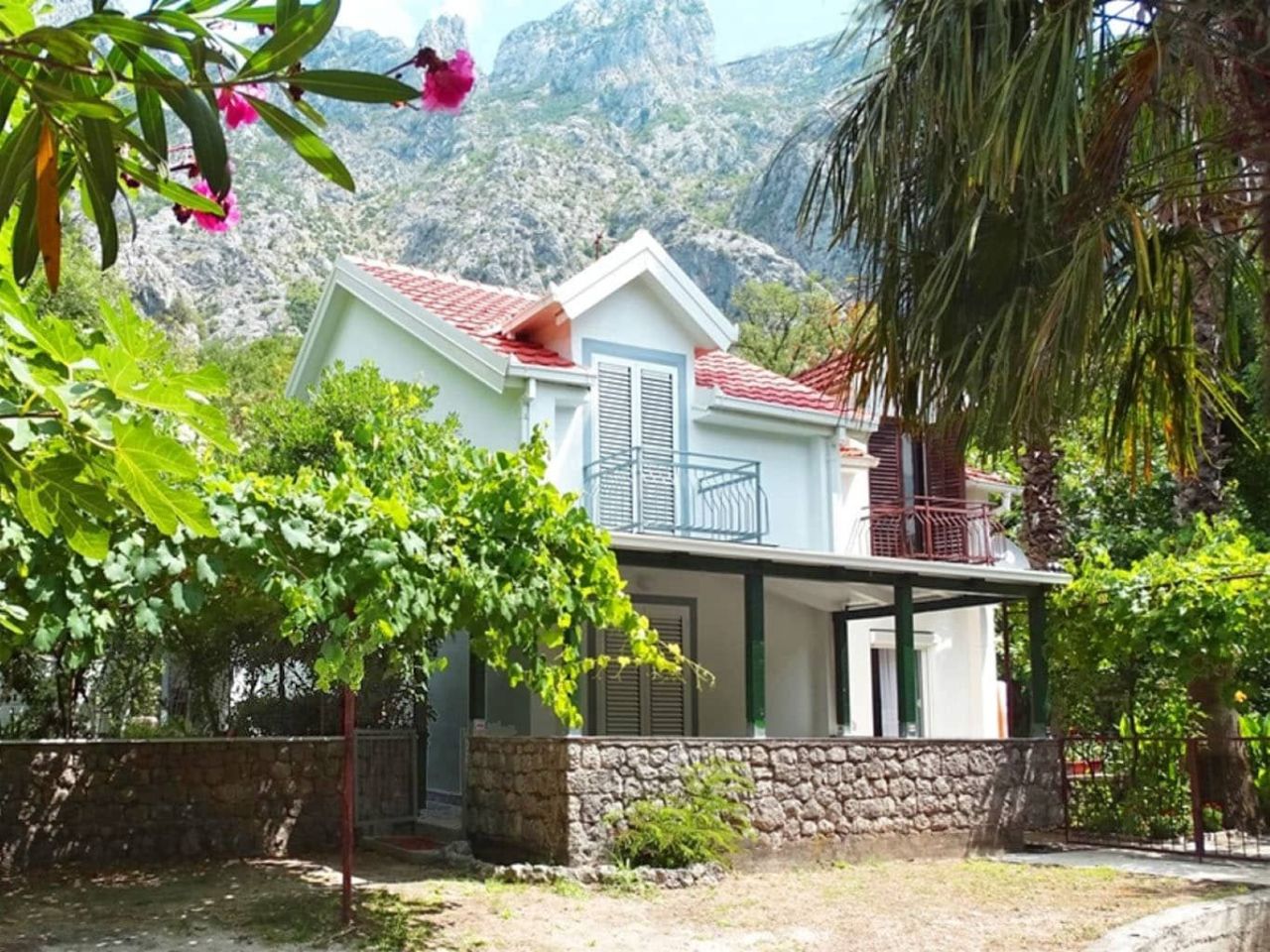 Casa en Orahovac, Montenegro, 79 m² - imagen 1