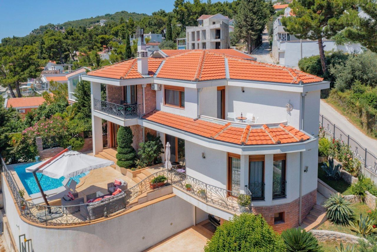 Villa en el Bar, Montenegro, 252 m² - imagen 2