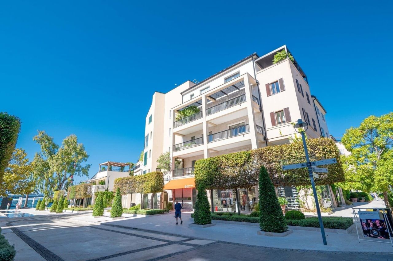Appartamenti a Tivat, Montenegro, 121 m² - foto 3