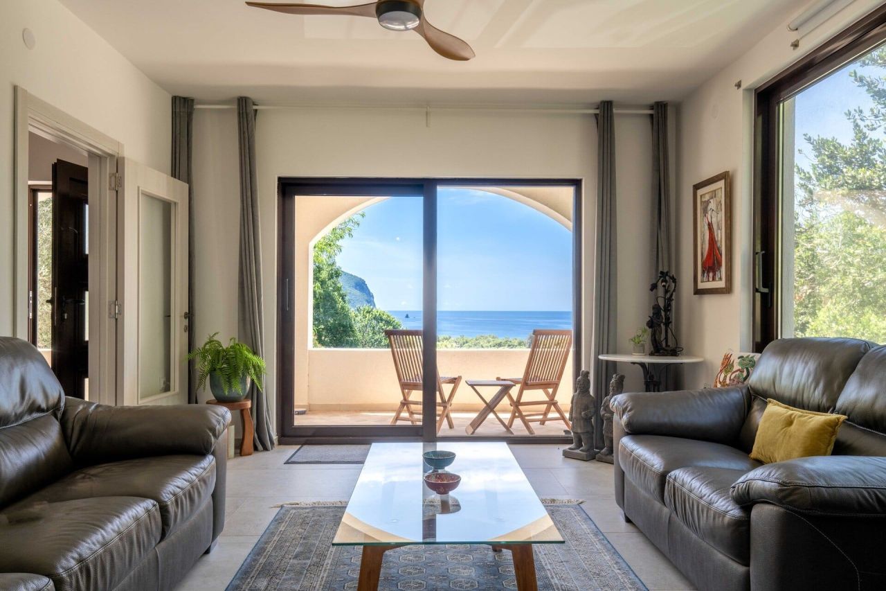 Casa a Budva, Montenegro, 150 m² - foto 3