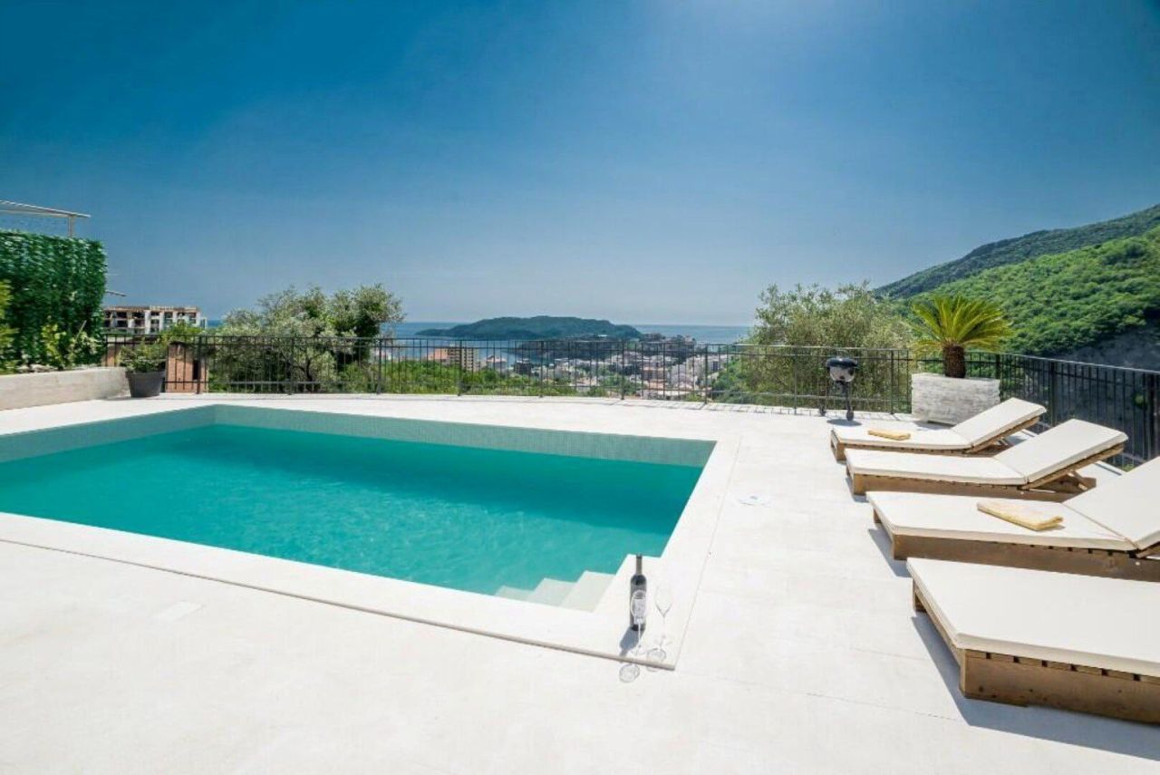 Villa a Becici, Montenegro, 160 m² - foto 4