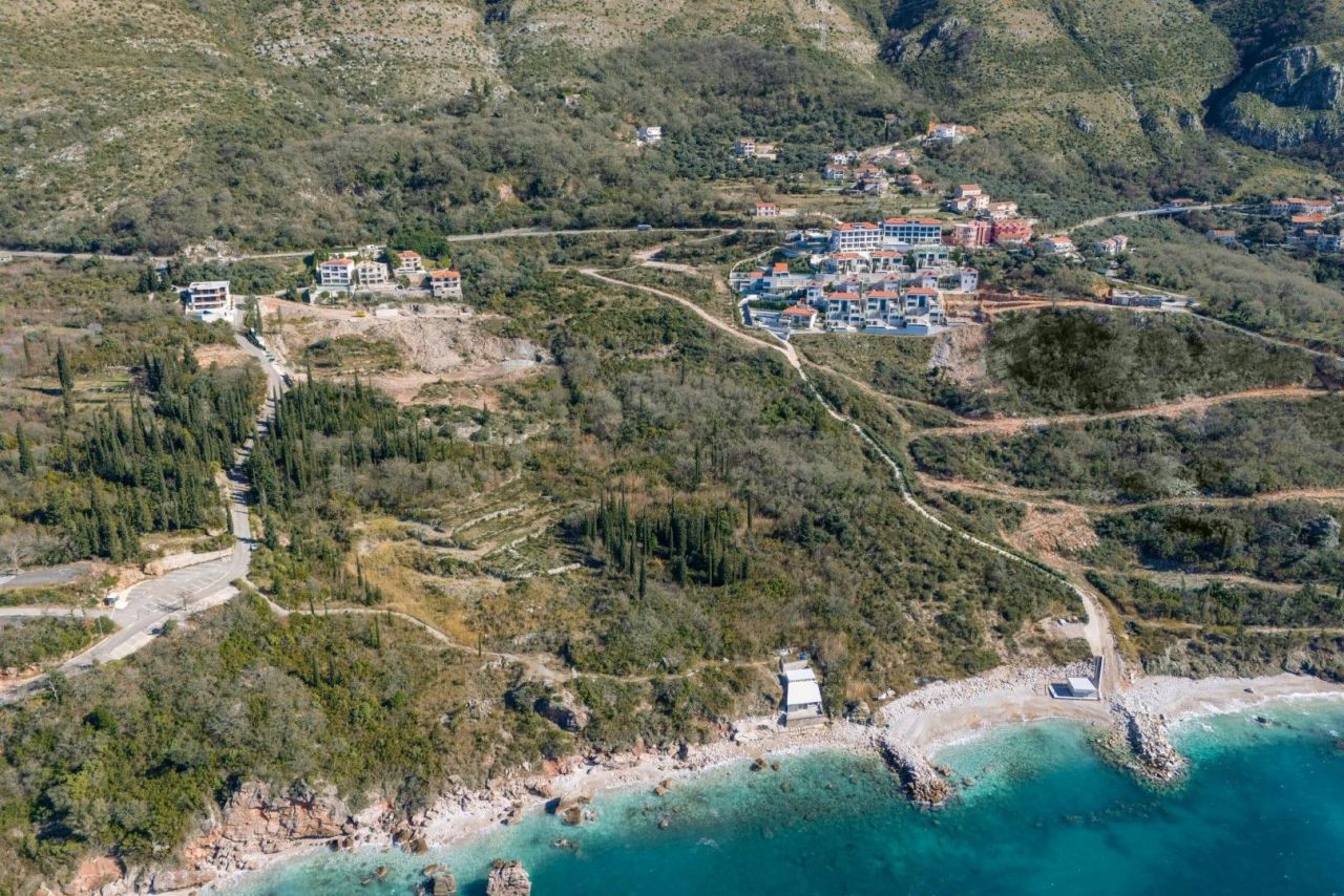 Land in Budva, Montenegro, 7 m² - picture 4