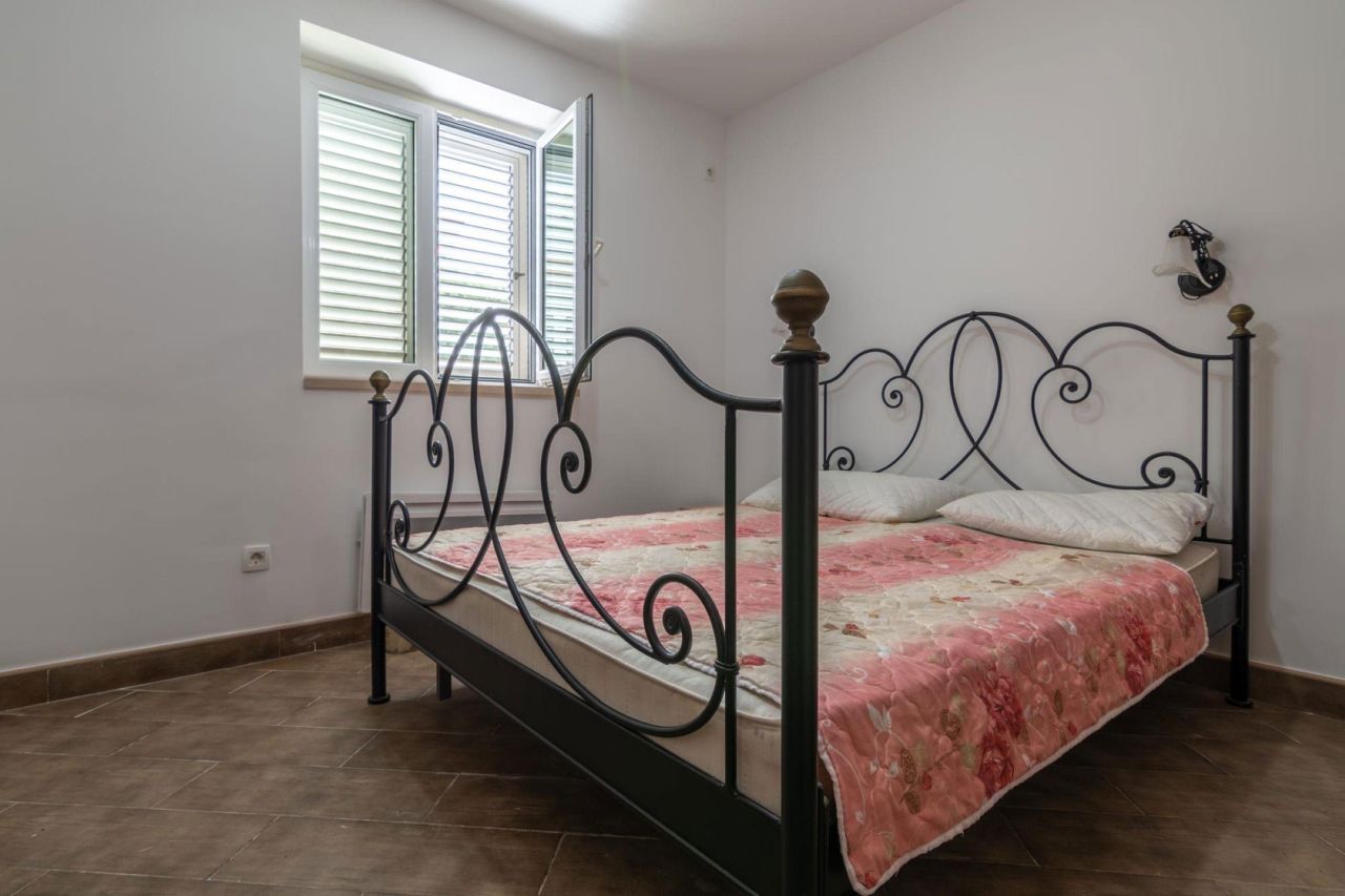 Villa in Tivat, Montenegro, 267 m² - picture 5