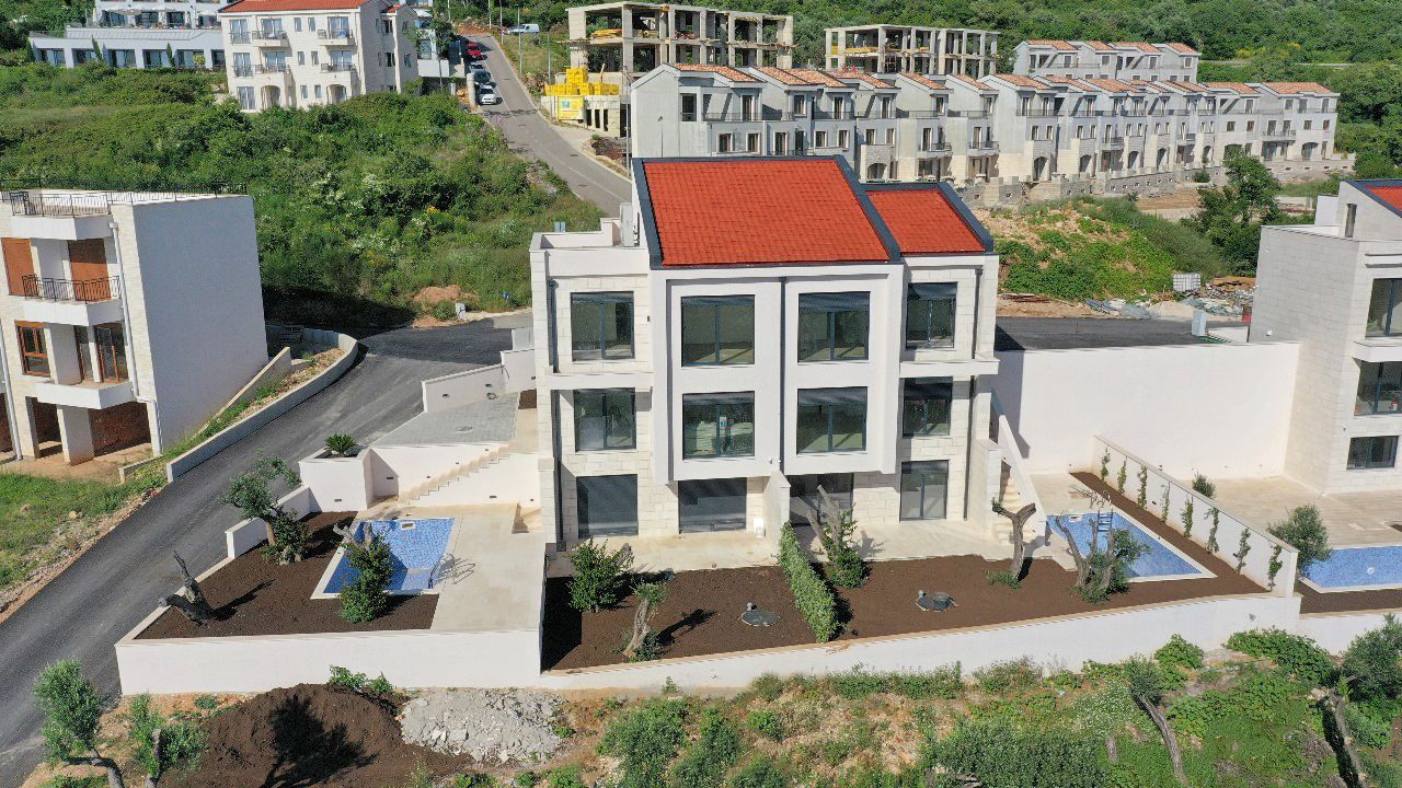 Casa en Rezevici, Montenegro, 140 m² - imagen 5