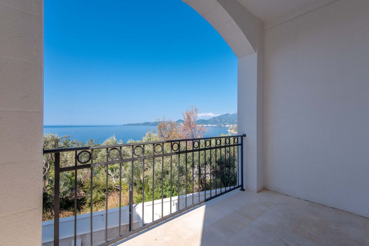 Apartment in Rezevici, Montenegro, 55 m² - picture 6