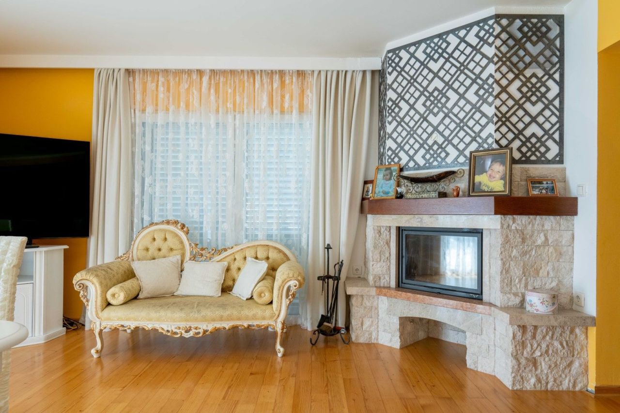 Land in Kotor, Montenegro, 584 m² - picture 6