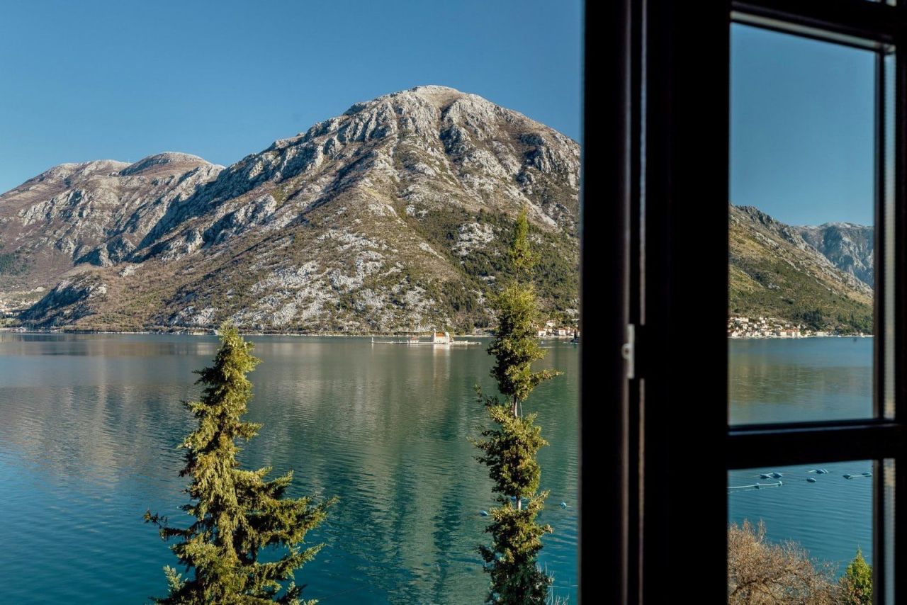 Apartment in Kostanjica, Montenegro, 92 m² - picture 6