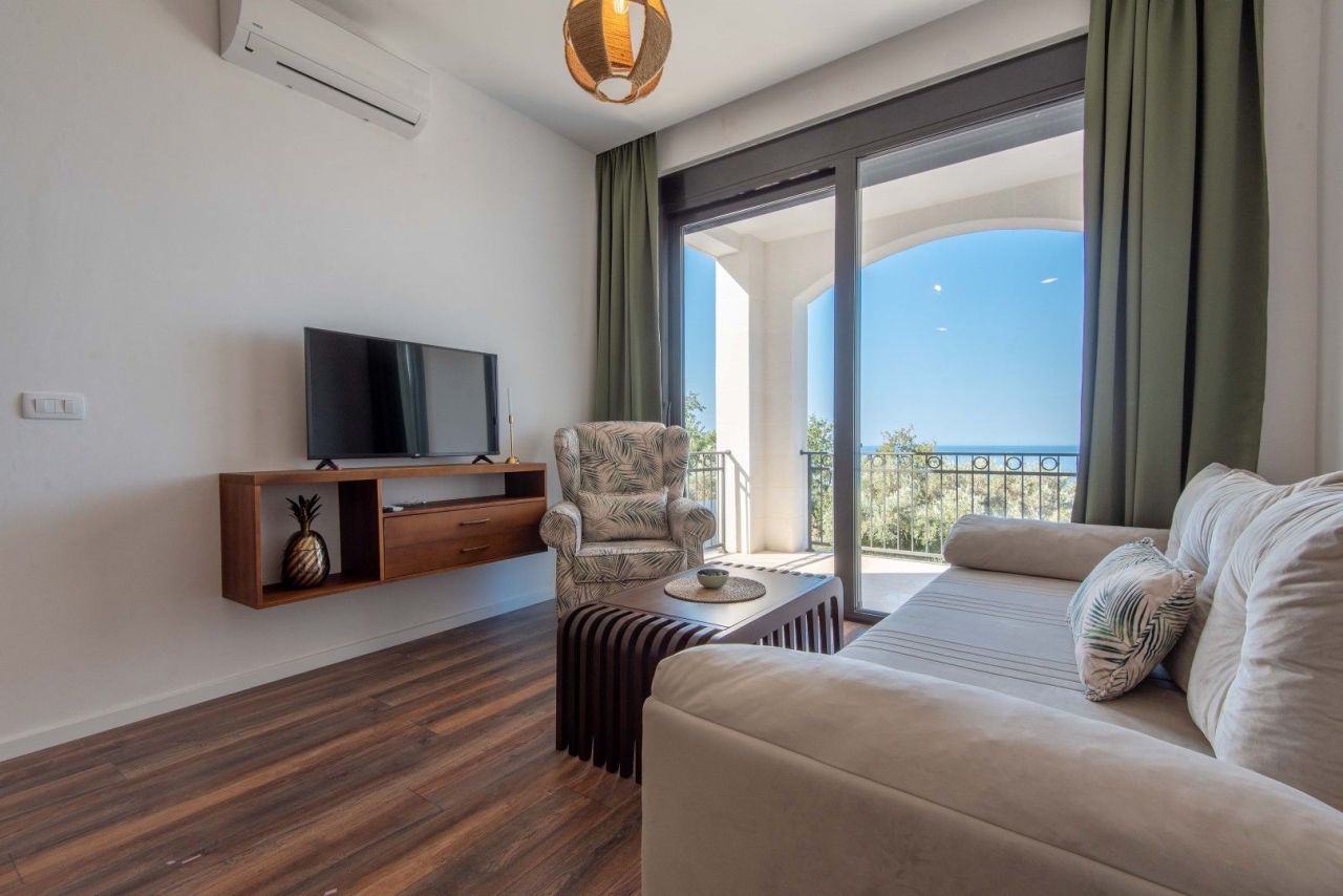 Apartment in Rezevici, Montenegro, 55 m² - picture 7