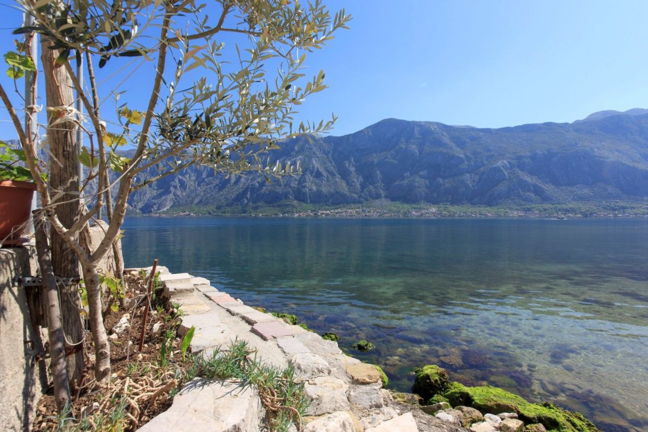 Casa en Prcanj, Montenegro, 100 m² - imagen 8