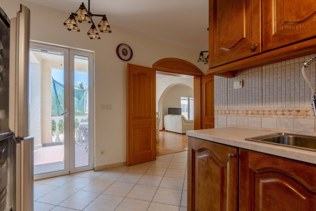 Villa à Dobra Voda, Monténégro, 400 m² - image 8