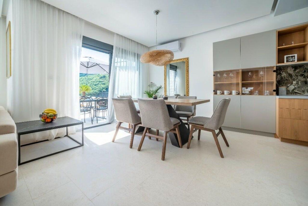 Villa a Becici, Montenegro, 160 m² - foto 8