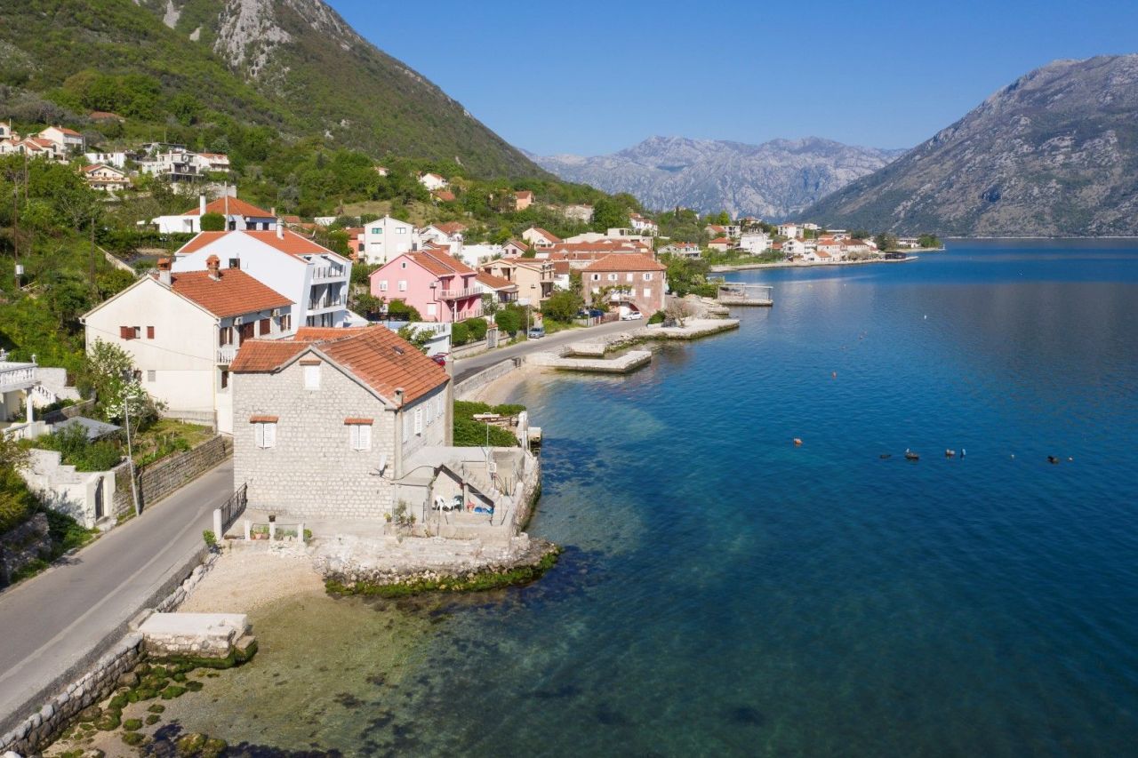 Casa en Prcanj, Montenegro, 100 m² - imagen 9