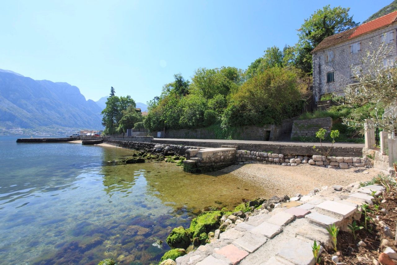 Casa en Prcanj, Montenegro, 100 m² - imagen 10