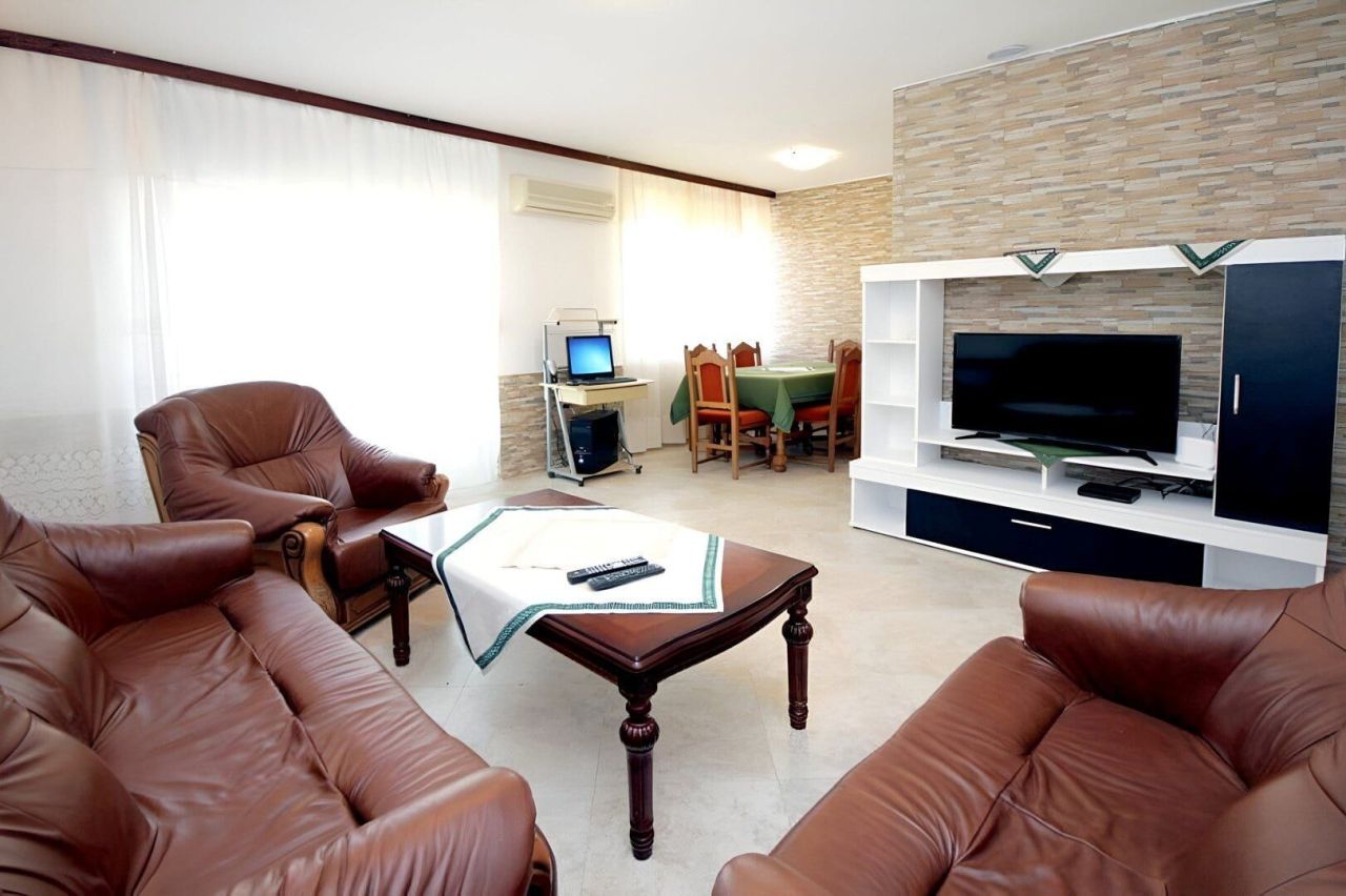 Casa en Rezevici, Montenegro, 174 m² - imagen 11