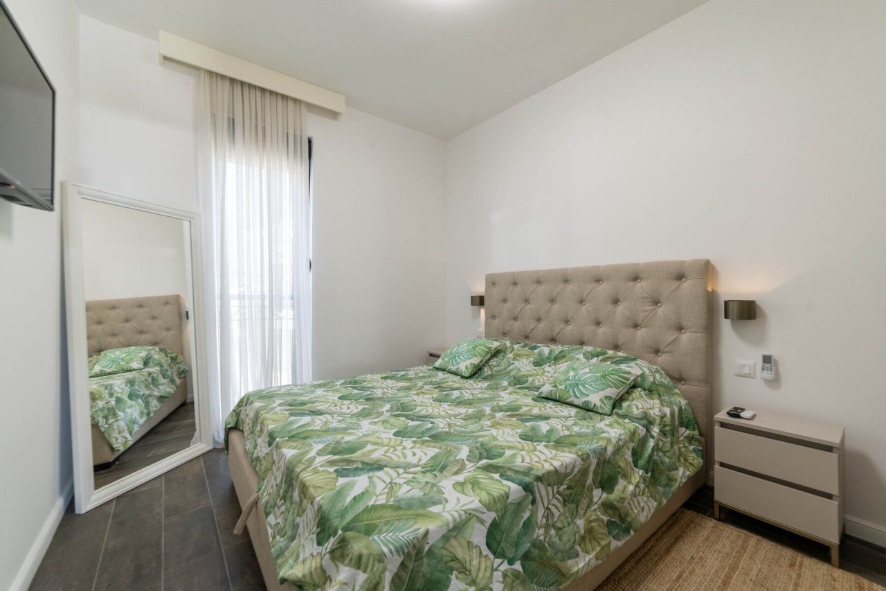 Apartment in Tivat, Montenegro, 62 m² - picture 12